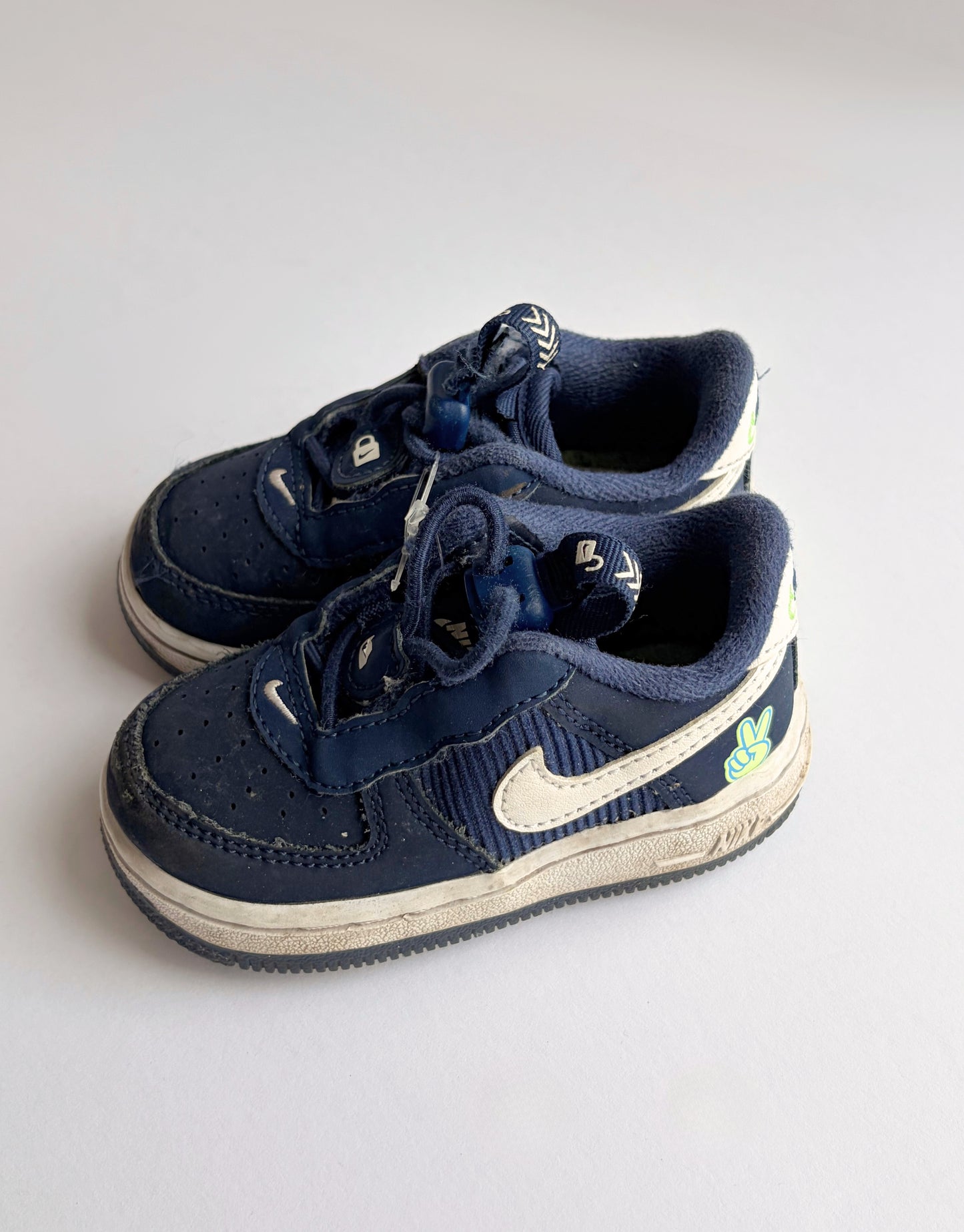 Nike Shoes | Size 5C