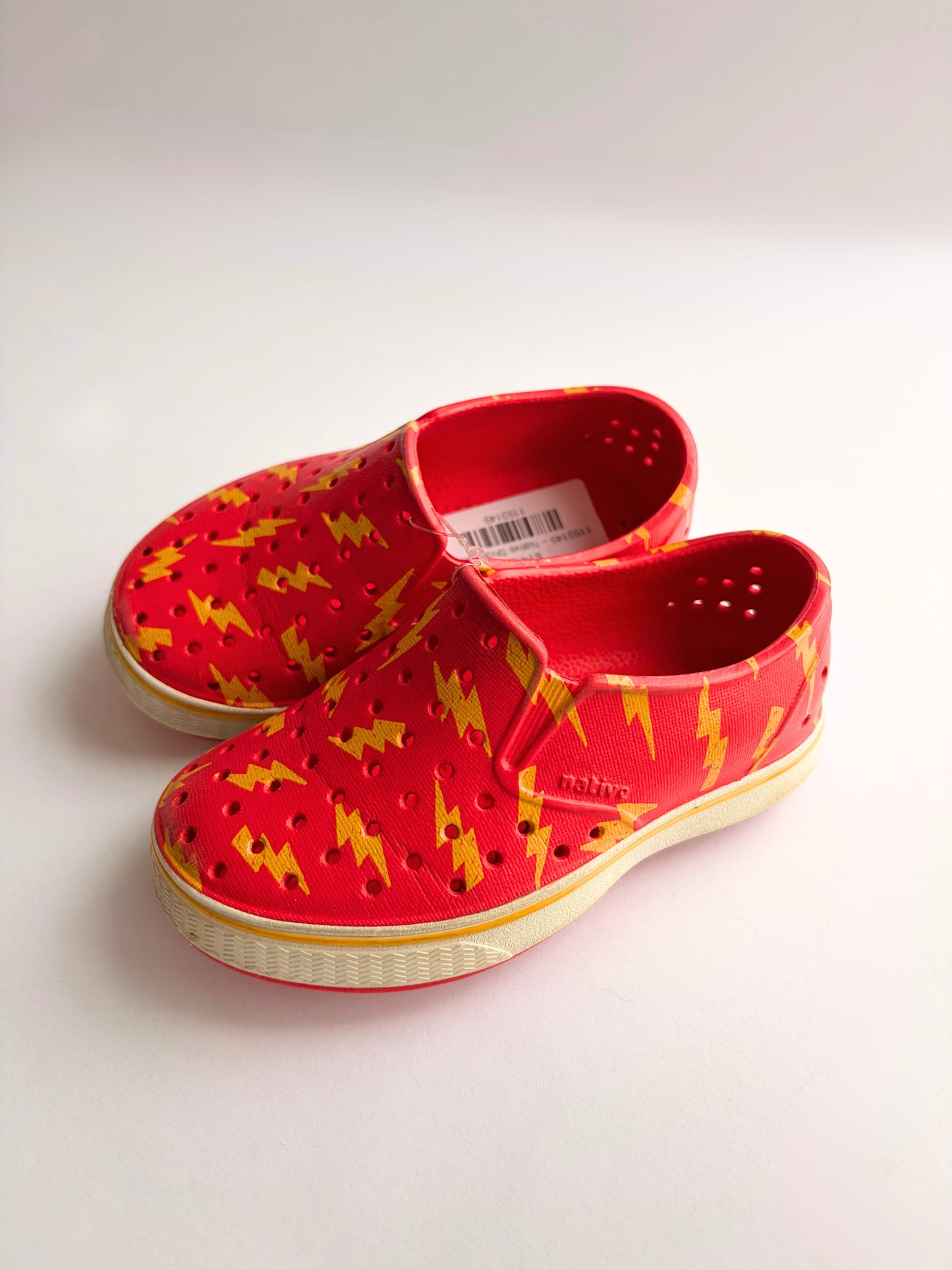 Native Shoes | Size 8
