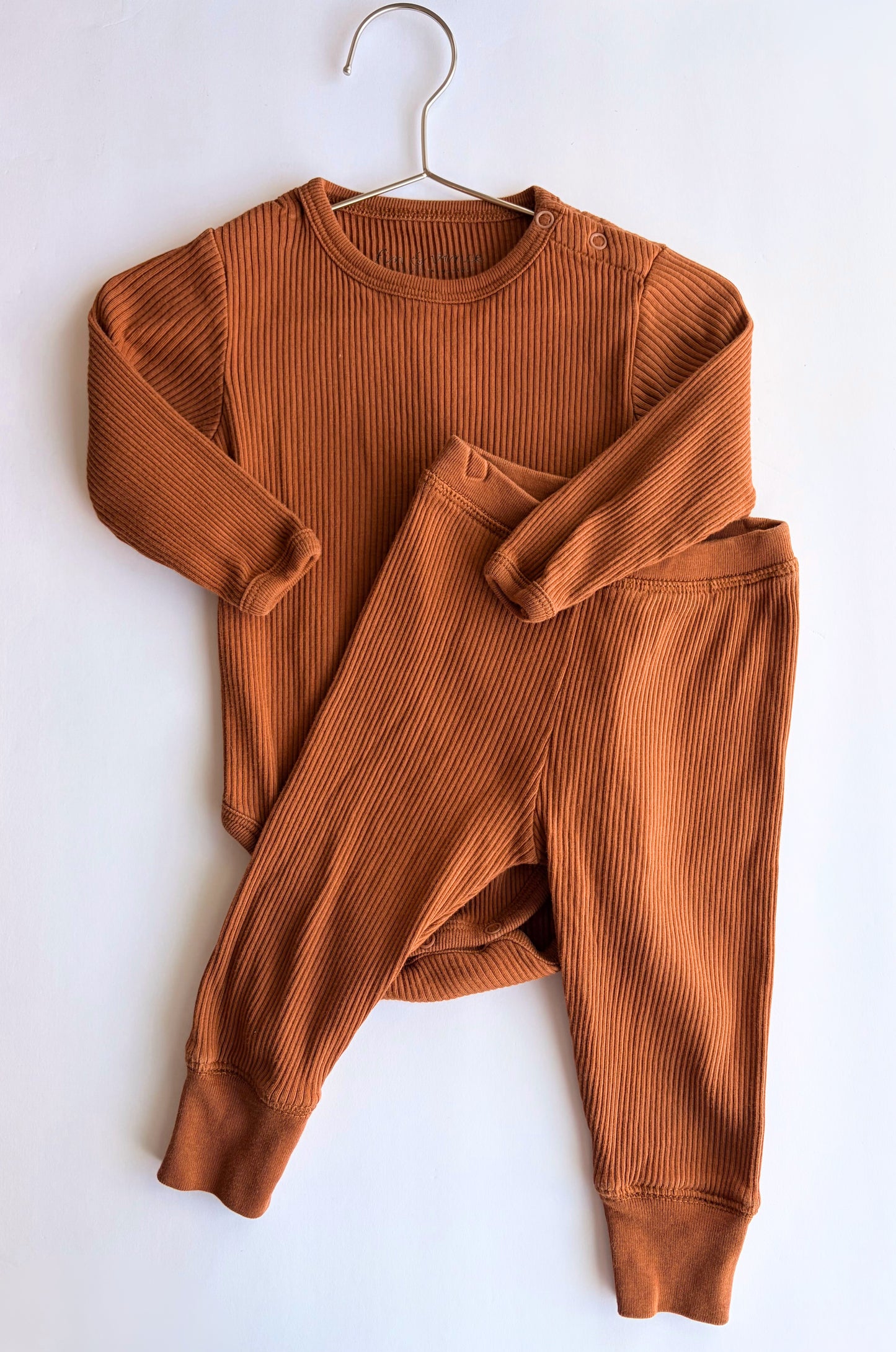 Fin & Vince Two Piece | Size 6/12M