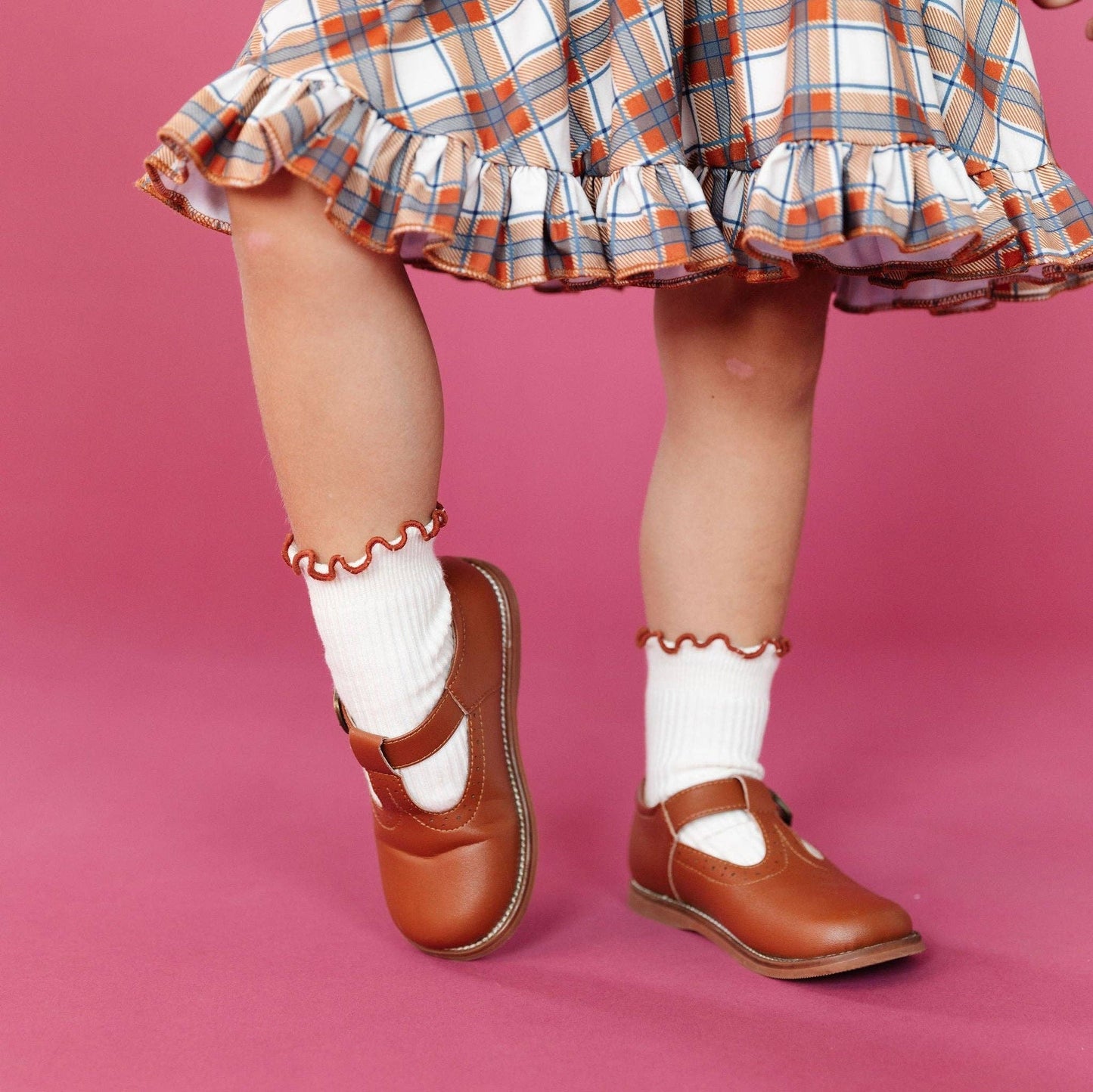 Little Stocking Company | Ribbed Lettuce Trim Midi Socks - Ivory/Sugar Almond