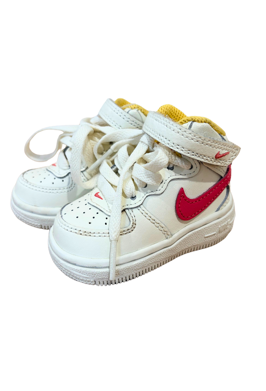 Nike Shoes | Size 2