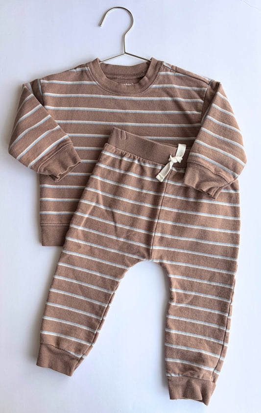 Carter's Two-Piece | Size 18M
