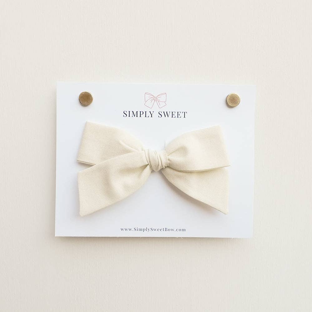 Cream - Handtied Bow