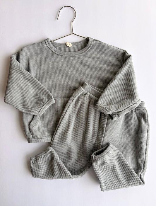 Quincy Mae Two-Piece | Size 12/18M