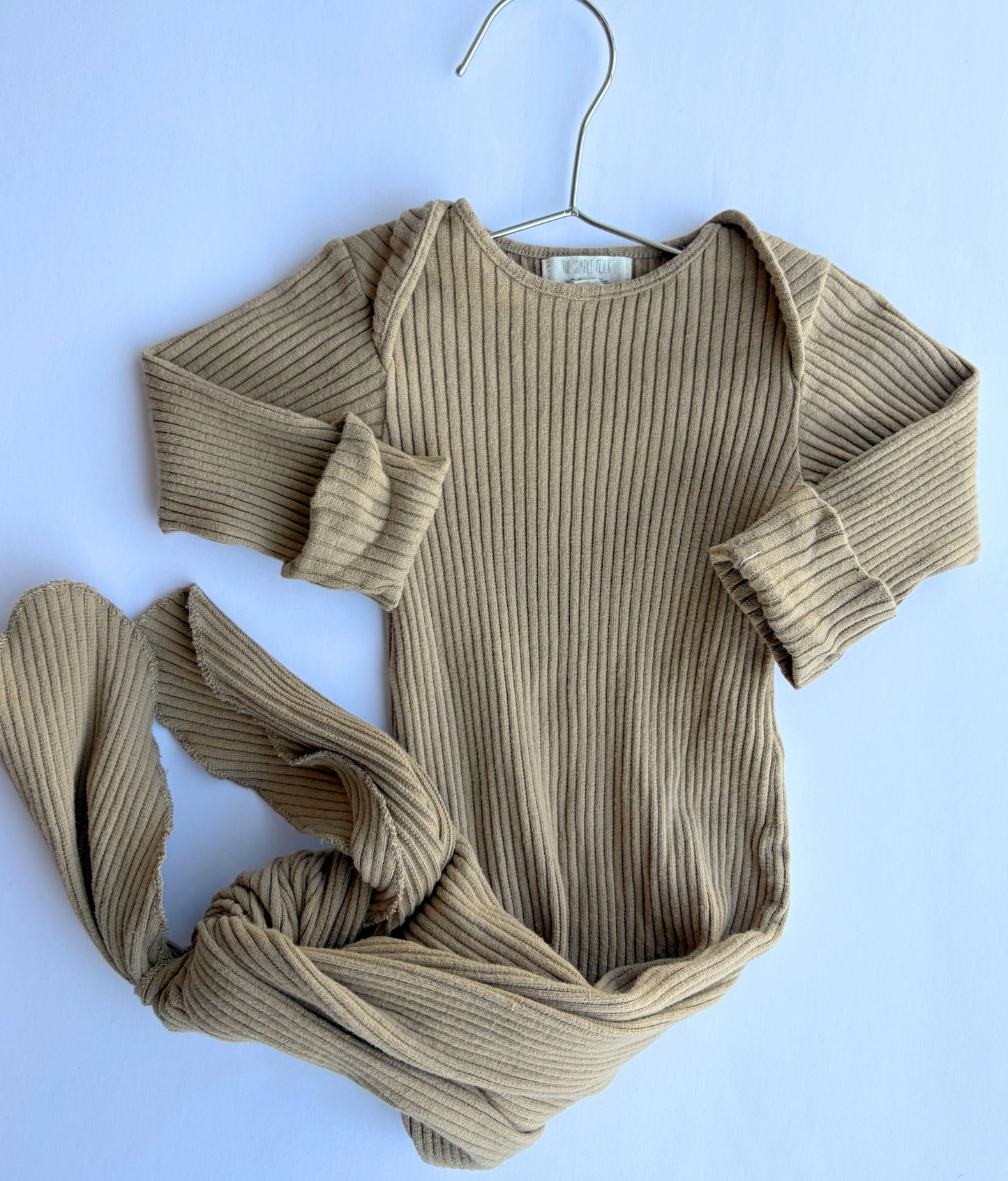 The Simple Folk Gown | Size 0/3M