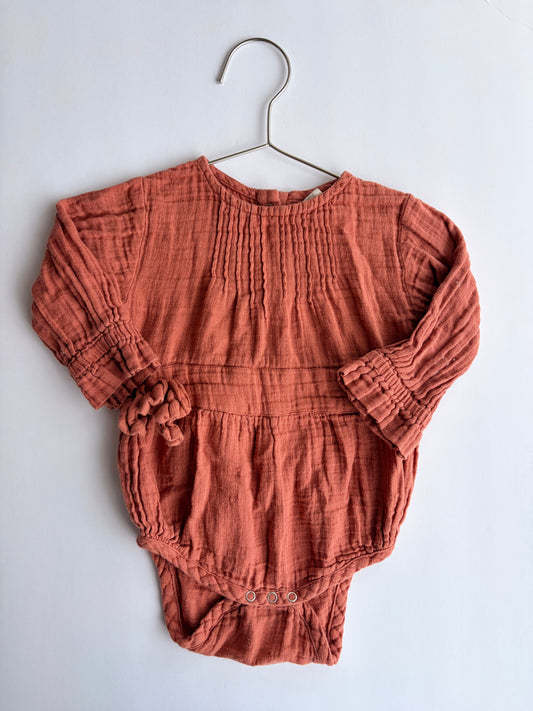 Kate Quinn Bubble Romper | Size 12/18M