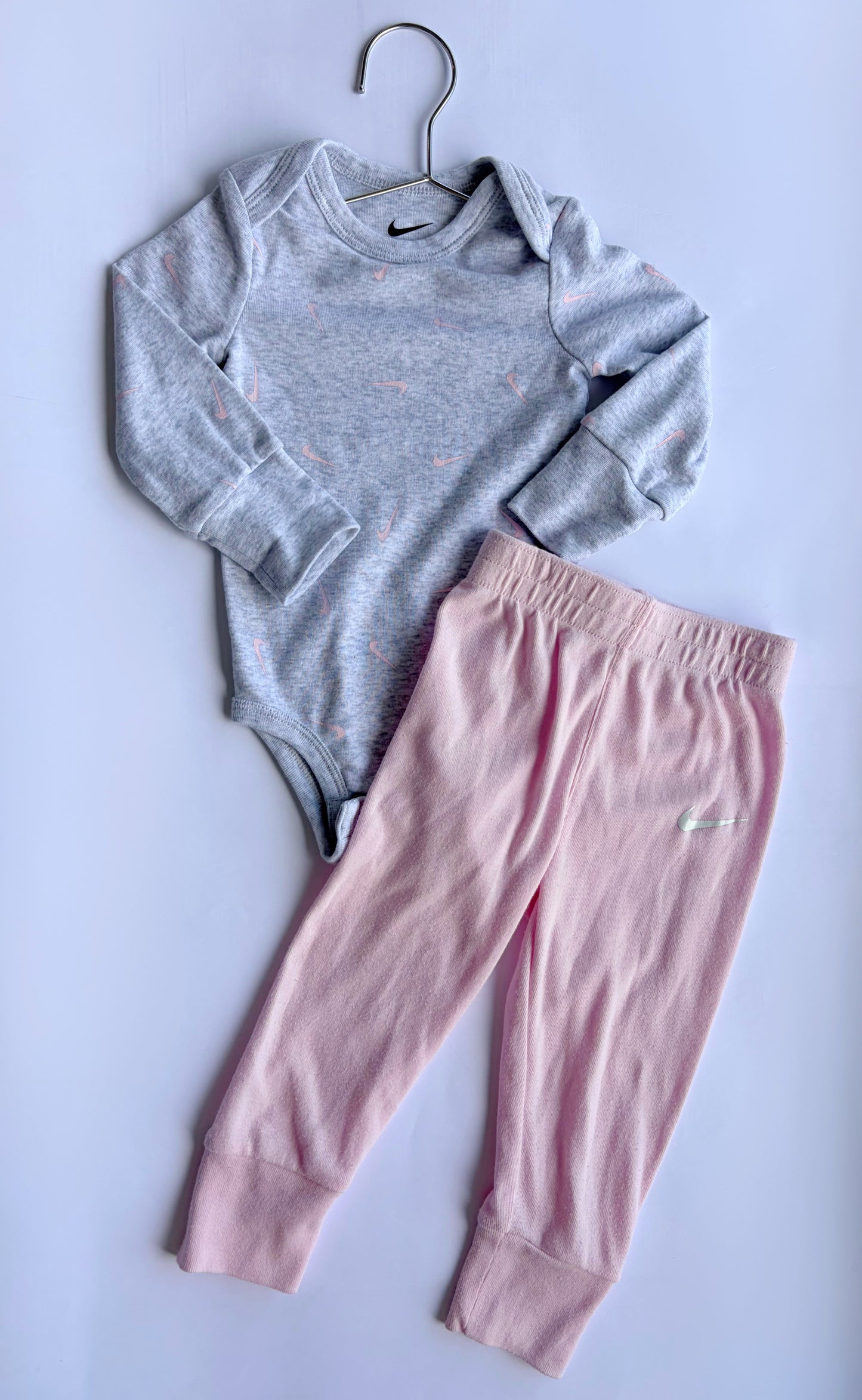 Nike Two-Piece | Size 9M
