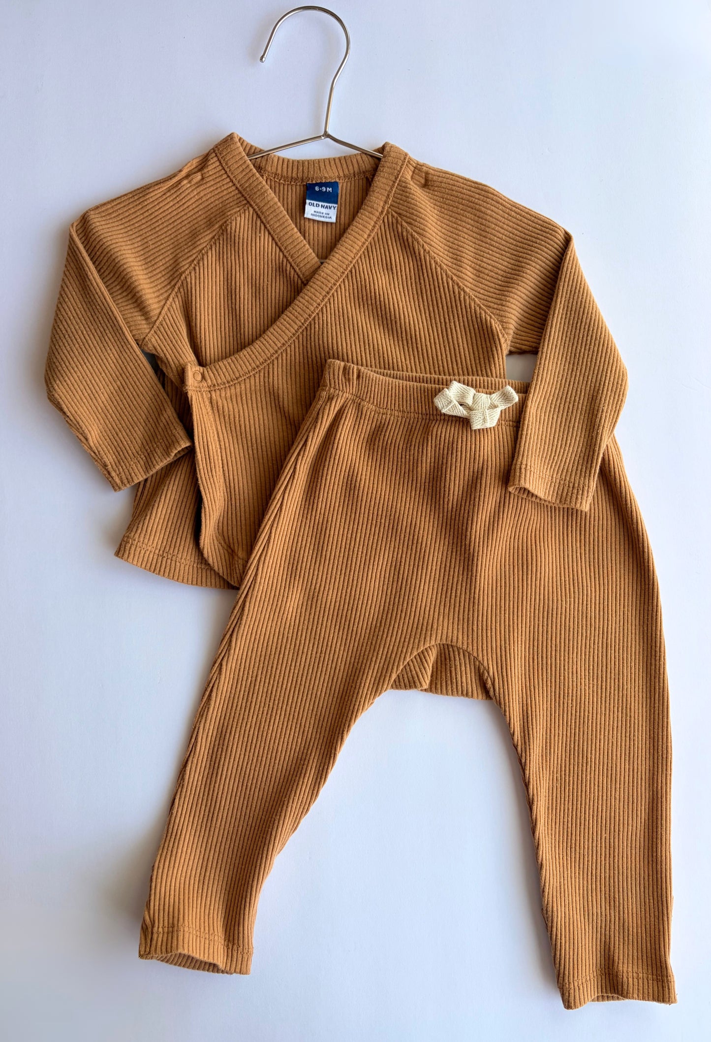 Old Navy Two Piece | Size 6/9M