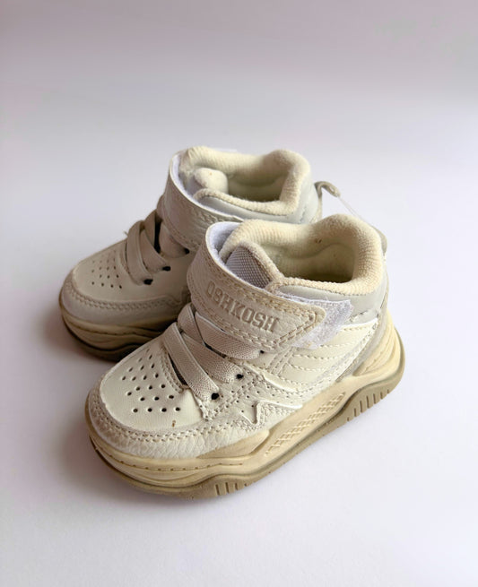 Osh Kosh Shoes | Size 4C