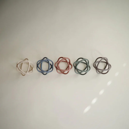 Mushie | Ball Teether