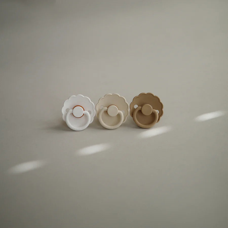 FRIGG | Daisy Silicone Pacifier 2-Pack