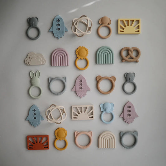 Mushie Teether | Rainbow Shifting Sand