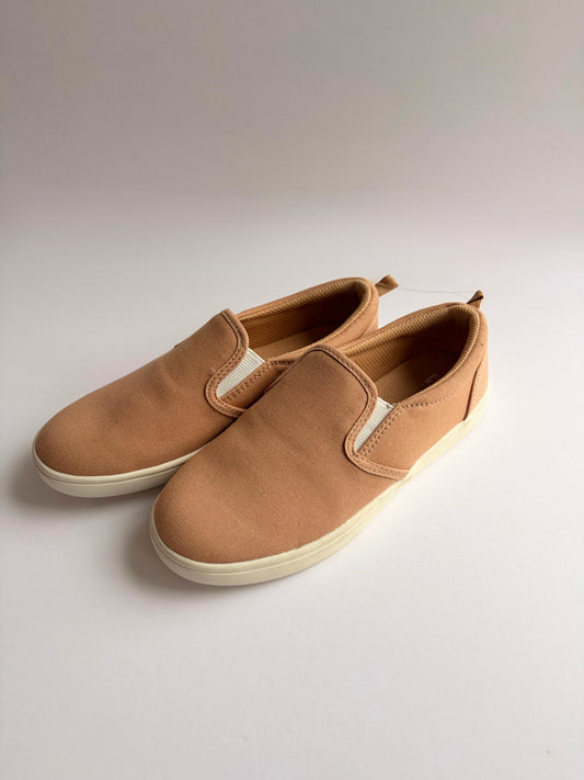 Gap Kids Shoes | Size 2Y