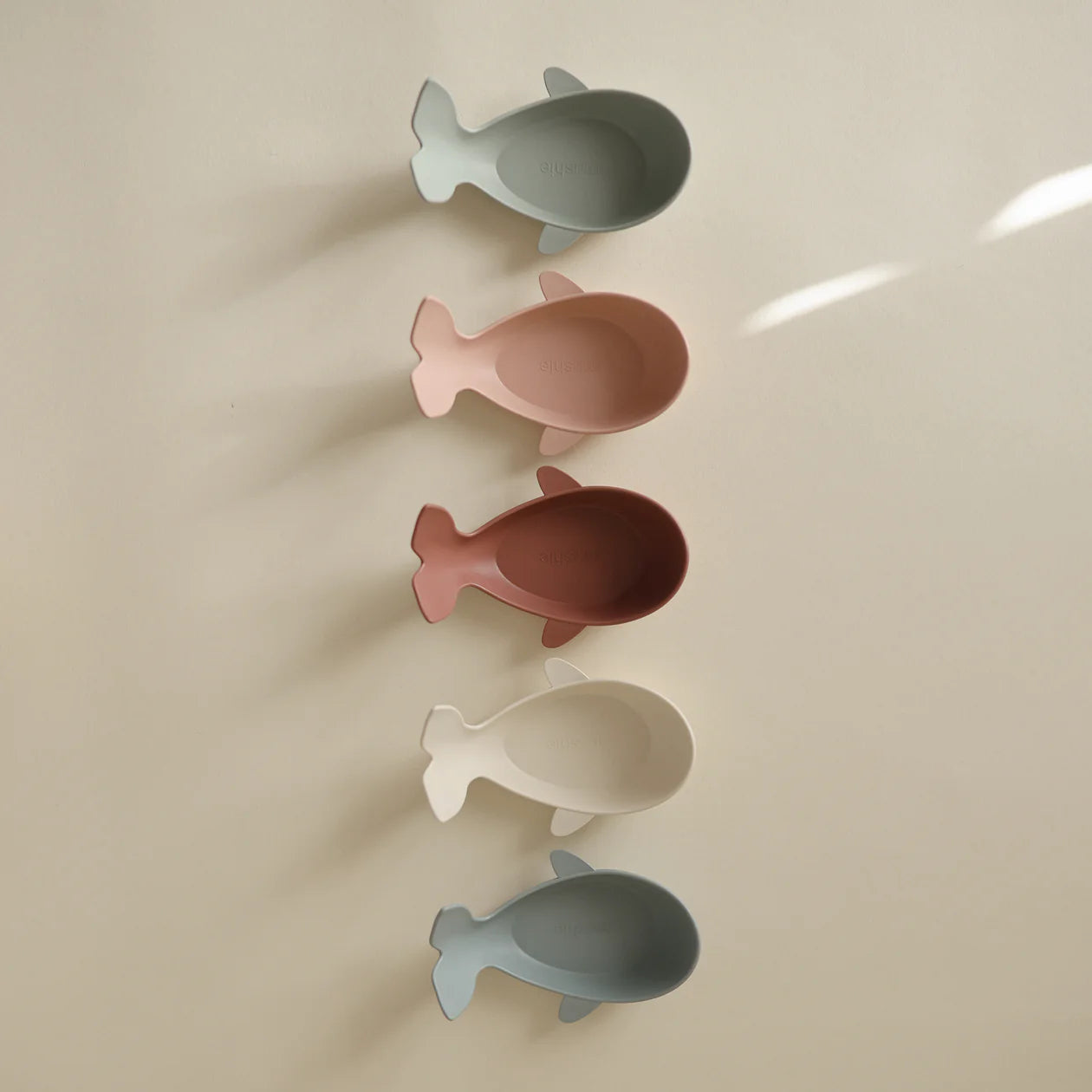 Mushie | Whale Bath Stackers