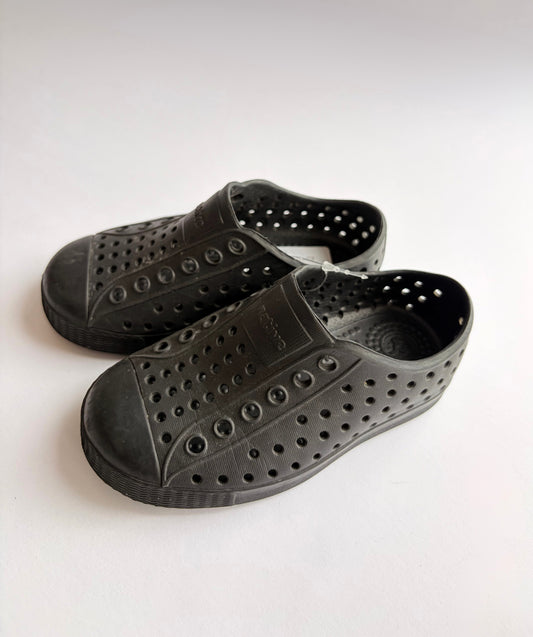 Native Shoes | Size C7