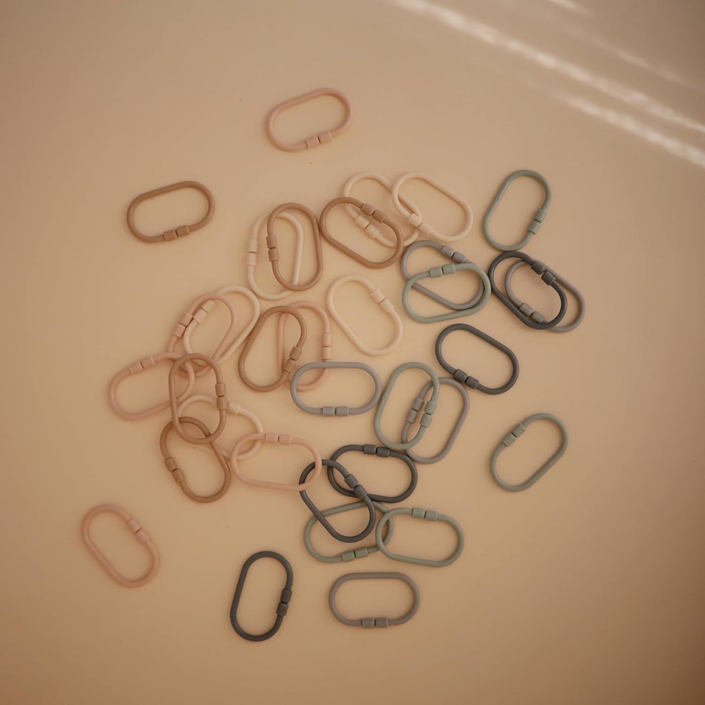 Mushie Chain Link Rings | Shifting Sand, Blush, Cambridge Blue